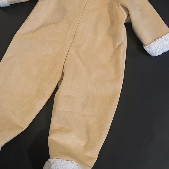 Small Wonders One Piece Winter Outfit. Infant Size 12 Months Beige Onesie. - Picture 7 of 12